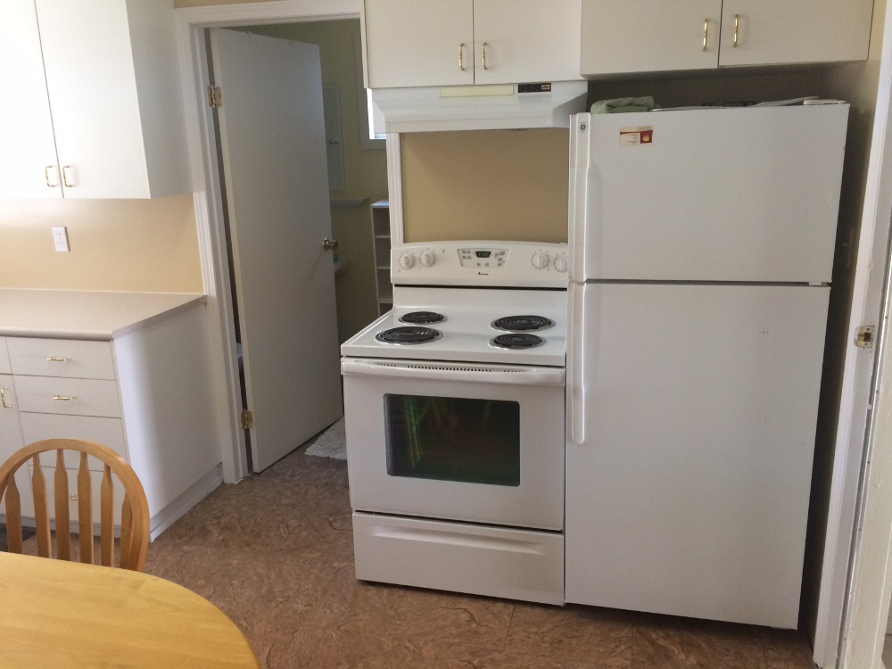 3954 kitchen 1